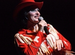 Bonnie Kilroe as Country Music icon Patsy Cline - Celebrity Imposters Impersonator